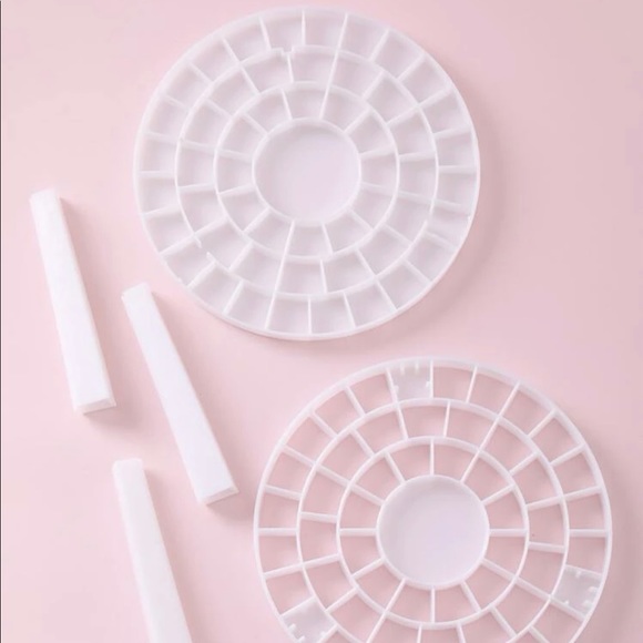 Makeup Brushes Organizer, Beauty Tools Organizer - Picture 9 of 12